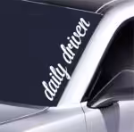 Daily Driven Frontscheiben Aufkleber 55x14,5 cm Premium Auto Sticker
